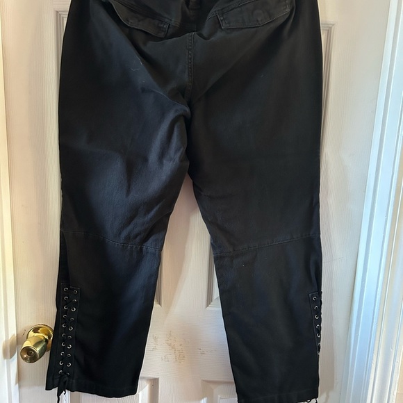 Old Navy Women’s Black Pants with lace up on side of legs - Picture 4 of 7